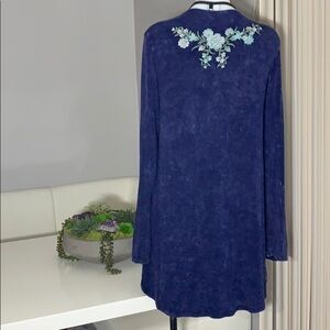 Francesca’s Alya Romantic Embroidered blue open front Cardigan medium nwt new